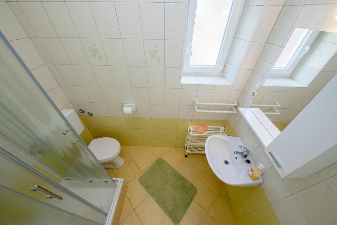 Apartments By The Sea Supetarska Draga - Donja, Rab - 11769 Εξωτερικό φωτογραφία